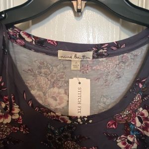 Nine Britton short sleeve shirt size small